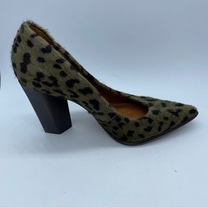 Carrano Madelyn Green Leopard Print Pony Hair Pentagon High Heel Pumps Womens 6